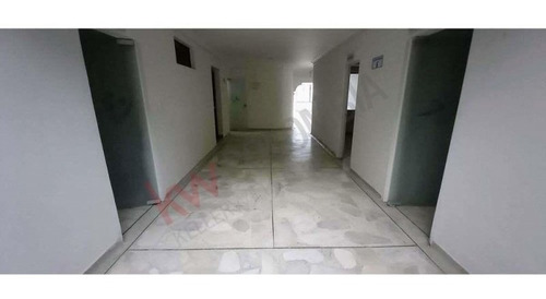 Imagen 7 de 17 de Comercial (casa Para Comercio) En Arriendo En Cali Tequendama. Cod 119014939