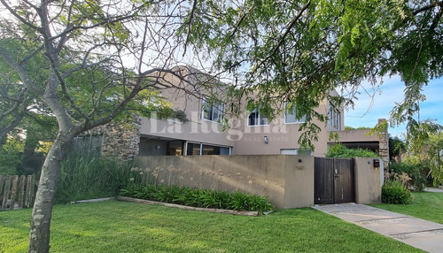 Casa  En Venta En Talar Del Lago 2, General Pacheco, Tigre