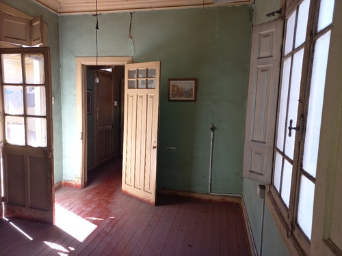 Casa De Excelente Conectividad - Para Refaccionar