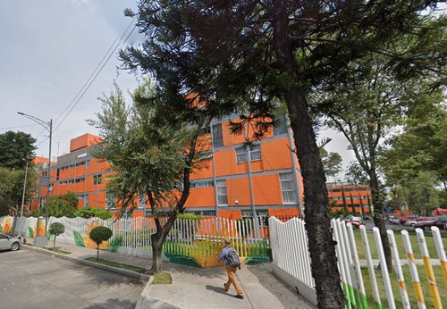 Departameto A Un Precio De Remate, Perfecta Zona. Lcv