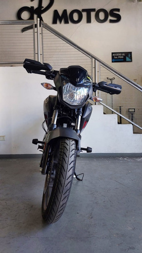 Imagen 13 de 21 de Hero Hunk 190r 0km 2023 Fi Abs Financiada Ap Motos Ns200 Tvs
