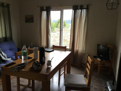 Casa En Venta - 2 Dormitorios 1 Baño - 2000mts2 - Meliquina, Neuquén