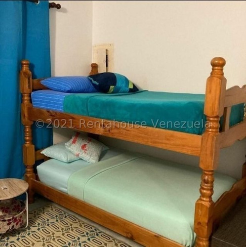 Imagen 10 de 14 de Rentahouse Concepto Vende Casa En Tucacas Falcon 23-6363 / 0414-4128424