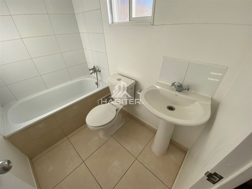 Casa En Venta De 4 Dorm. En Los Angeles