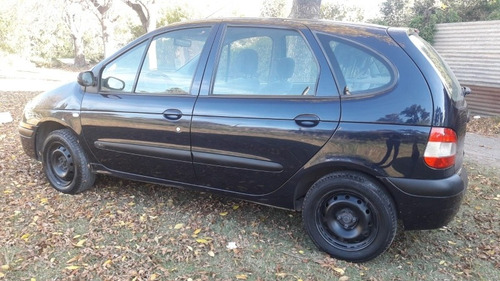 Imagen 2 de 15 de Renault Scénic 1.6 Confort