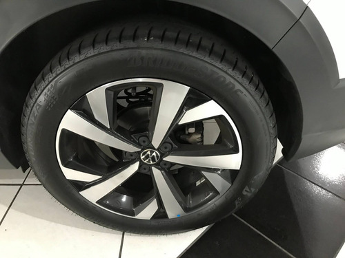 Volkswagen Nivus 1.0 200 Tsi Total Flex Highline