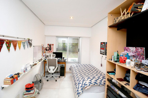 Casa En Venta En La Plata