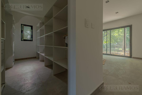 Casa De Una Planta En San Matías Pg
