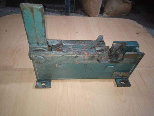 Cizalla Manual Para Barras De 3/4 Y Pltinas De 1 1/4 (Usado)