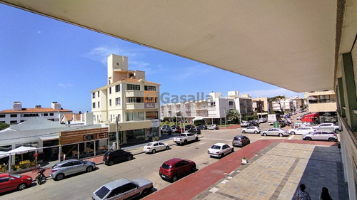 Apartamento En Alquiler Invernal - Zona Península Ref. 6489