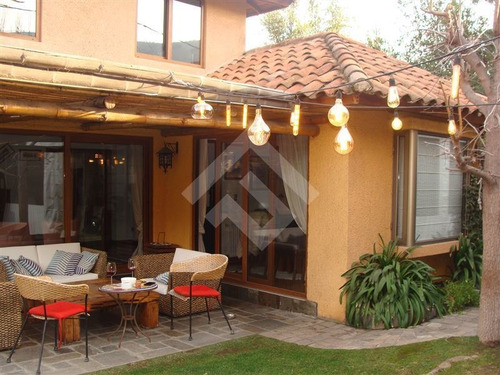 Imagen 9 de 30 de Casa En Venta De 5 Dorm. En Huechuraba