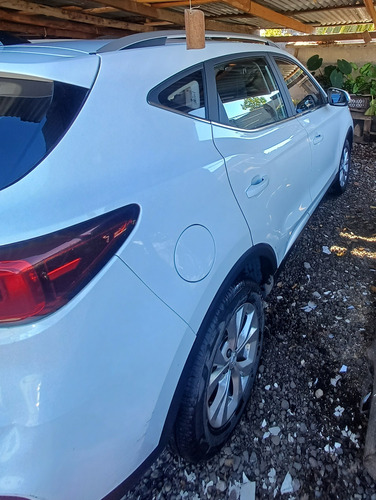 MG Zs 1.5 4at Com