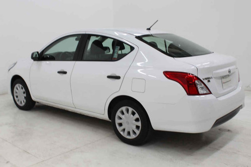 Imagen 3 de 15 de Nissan Versa 2017 4 Cilindros