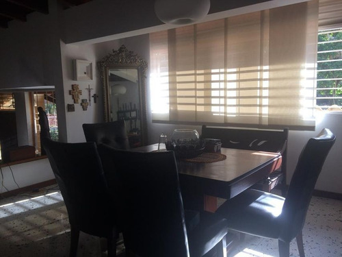 Imagen 2 de 11 de Casa-quinta En Venta Prados Del Este Mls #20-19963