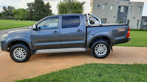 Toyota Hilux 3.0 Cd Srv I 171cv 4x4 2012