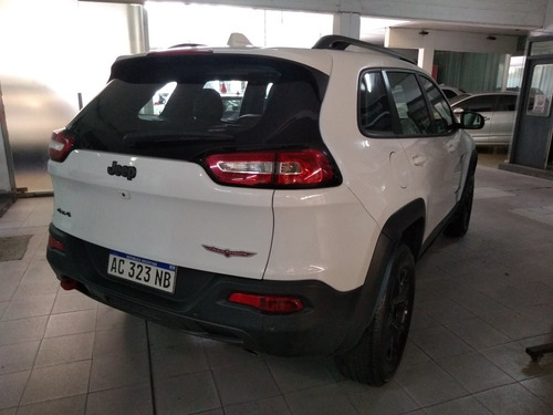 Imagen 4 de 8 de Jeep Cherokee Trailhank