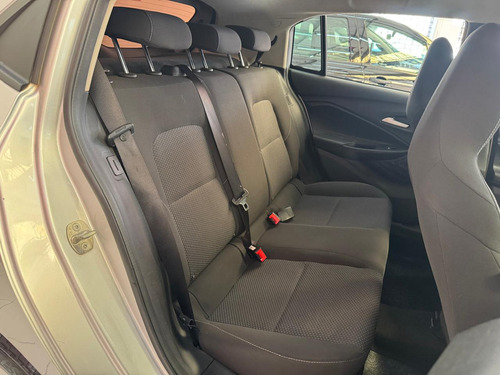 Chevrolet Onix HATCH 10MT LT2