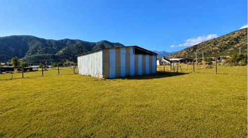 En Venta, Parcela De 5.000 M2., Con Casa De 2 Dormitorios, E