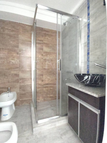 Venta Ph 2 Amb En 2do Piso Y Terraza En Villa Luro