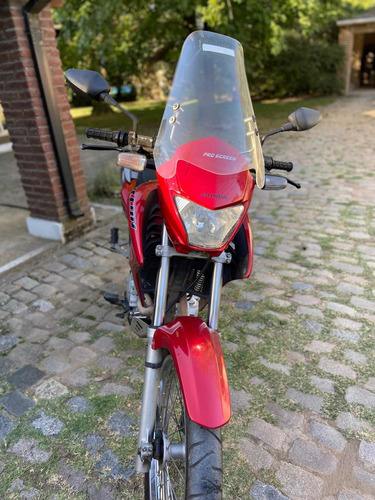 Imagen 7 de 8 de Honda Falcon 400