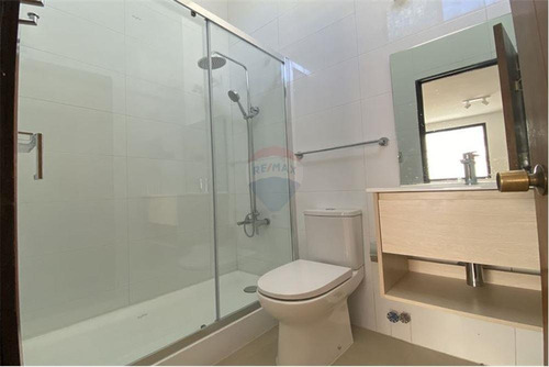 Imagen 12 de 18 de Departamento Duplex En Venta De 3d+2b Gc Bajos