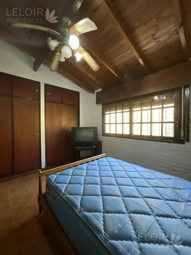 Imagen 18 de 30 de Casa En Venta 5 Amb En Parque Leloir