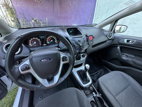 Ford Fiesta Kinetic 1.6 Se Plus 120cv