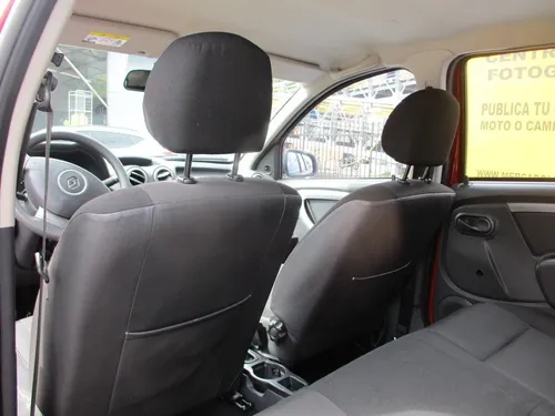 Renault Duster EXPRESSION 1600CC MT AA