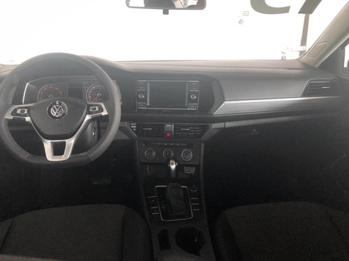 Imagen 6 de 14 de Volkswagen Jetta Comfortline 2019