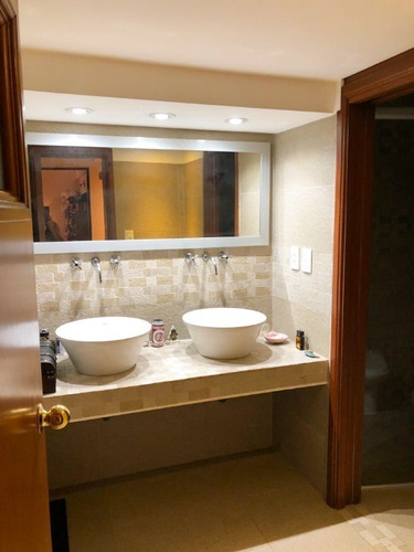 Imagen 8 de 14 de Inmejorable Casa 5 Ambientes Con Garage, Pileta Y Quincho En Lanus