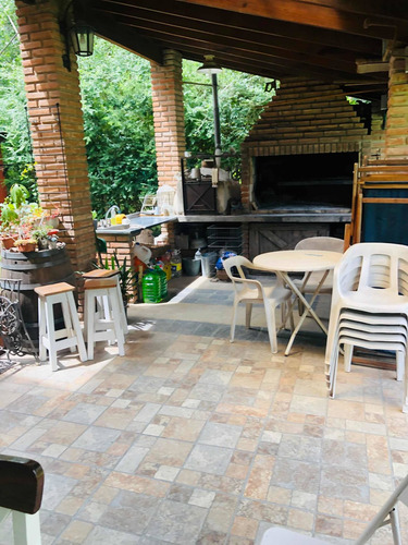 Imagen 2 de 30 de Casa Quinta 4 Ambientes Piscina Parque Gorriti Excelente Propiedad