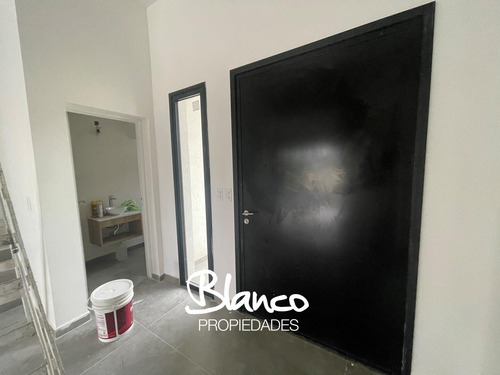 Casa En Venta En Carpinchos, Nordelta, Tigre