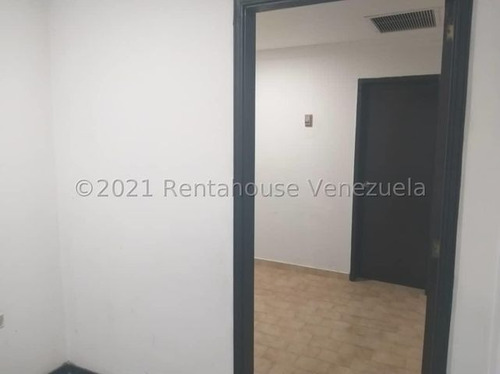Imagen 8 de 30 de Oficina En Venta En El Este De La Ciudad De Barquisimeto, Acepta Financiamiento, Inf. 0424-5337900, Cod. 22-13567, Nds 11/02