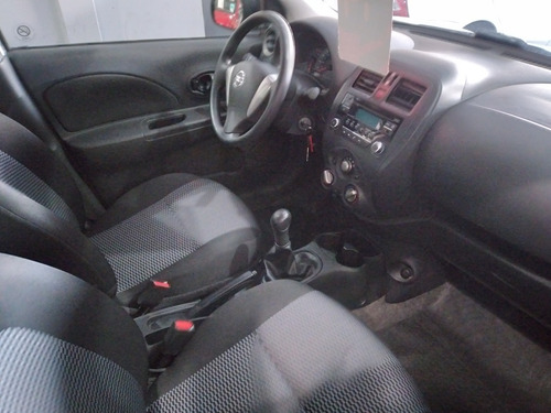 Imagen 7 de 9 de Nissan March Active Full !!!!!!!!!!