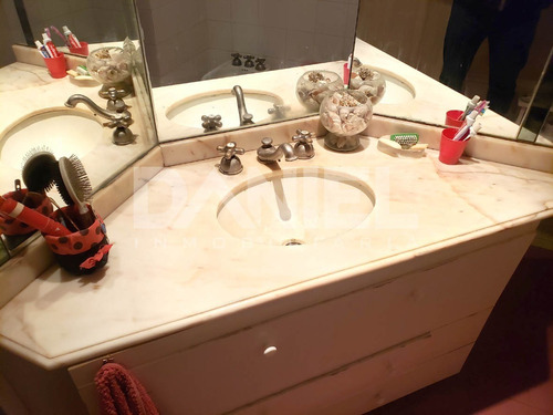 Venta Retasado !!!! Excelente Chalet Sobre Lote De 10 X 40.