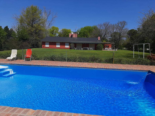 Alquiler Casa Quinta Vivienda Parrilla Pileta Jardin Lujan