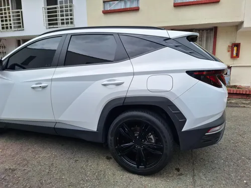 Hyundai Tucson 2.0 Advance 4X2 At