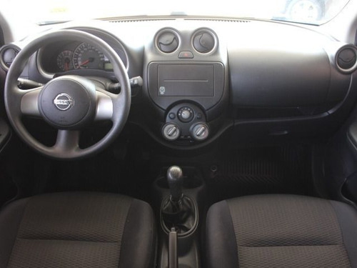 Nissan March S 1.6 16v Flex