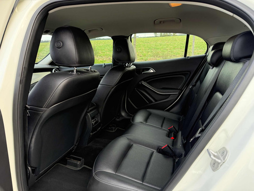 Mercedes-Benz Clase GLA 1.6 Gla200 Urban 156cv