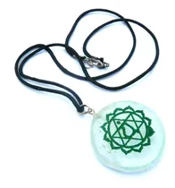Comprar Dije En Cuarzo Cristal Anahata Grabado Con El 4to Chakra