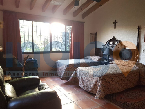 Imagen 26 de 30 de Casa En Venta En Jurica Una Sola Planta Con Alberca