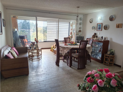 Apartamento Res Las Churuatas San Antonio De Los Altos piso Medio At