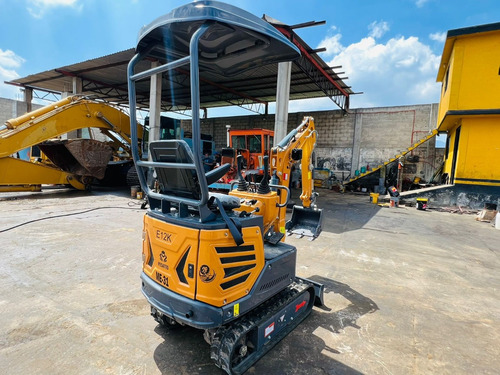 Miniexcavadora Pessato E12k Año 2022