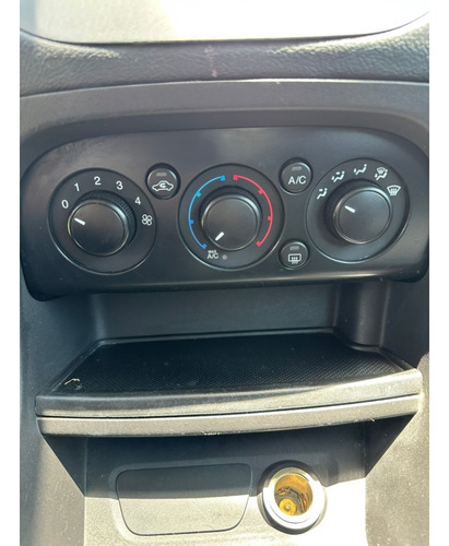 Ford Ka 1.0 TI-VCT FLEX SE PLUS MANUAL