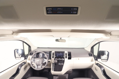 Toyota Hiace 2.8 Tdi Commuter 6at 14a