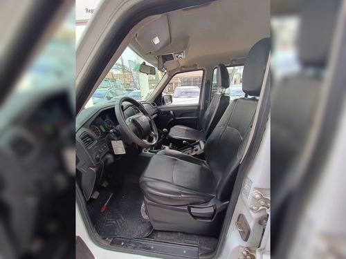 Mahindra Pik Up 2.2 WORK 4X2 DIESEL REFRESH DC MT 4P
