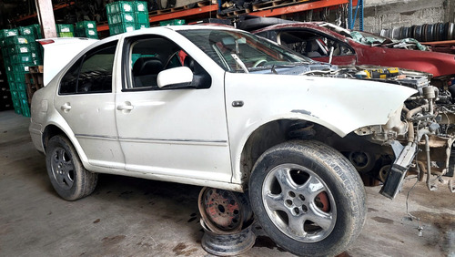 Soporte De Batería Vw Jetta Clásico Vr6 2.8 2007 (Usado)