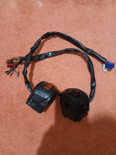 Comando De Luces Bajaj Rouser Ns125 (usado)
