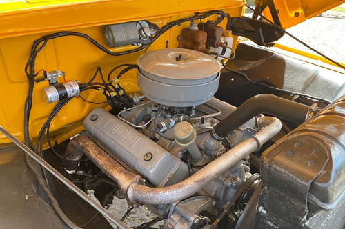 Caminhão Ford F-600 V8 - 1966
