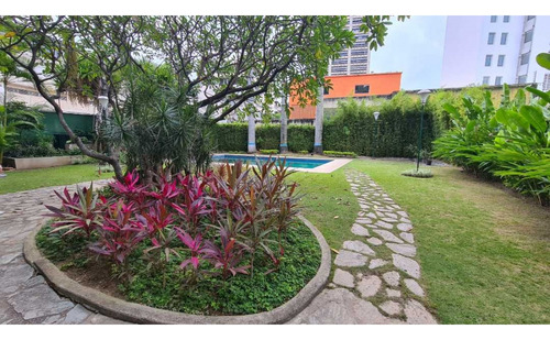 En Venta Apartamento 101m2 1h Más Estudio 2b 1p Altamira